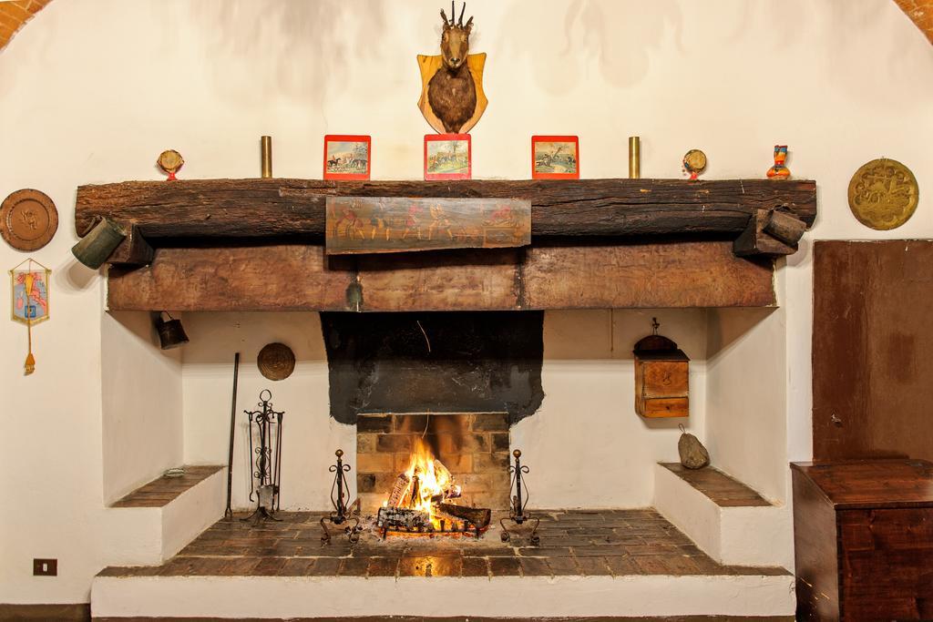 Tenuta Di Petriolo Hostal Torrita di Siena Exterior foto