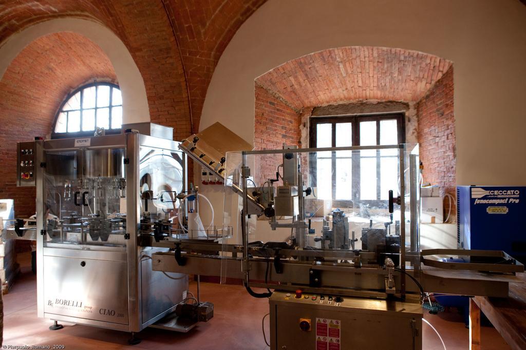Tenuta Di Petriolo Hostal Torrita di Siena Exterior foto